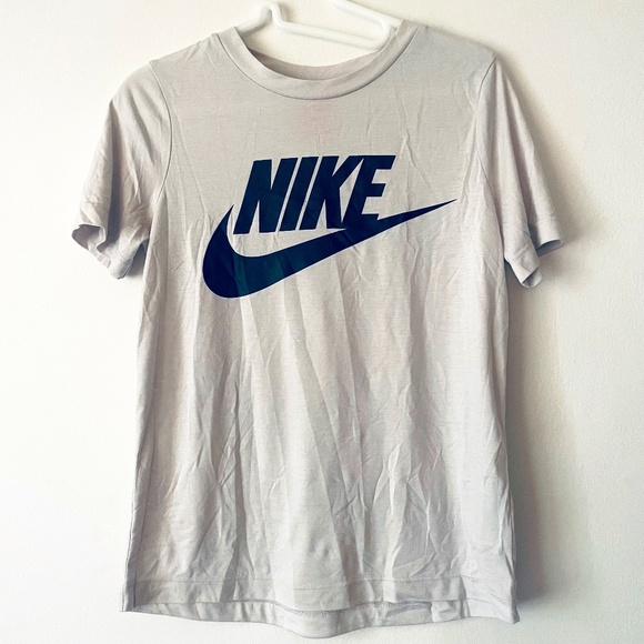 Nike Tops - Nike XS Cream/Ivory Slim Logo T-shirt
